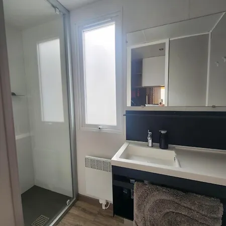 キャンプ場 Mobilhome Dans Les Pins *