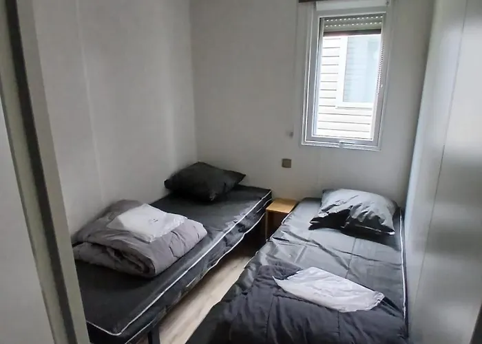 Mobilhome Dans Les Pins 塞尼奥斯