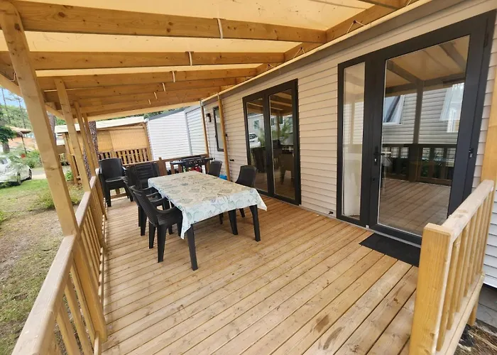 Camping Mobilhome Dans Les Pins *